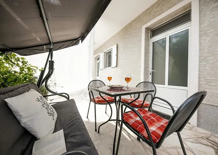 Apartments Zajc